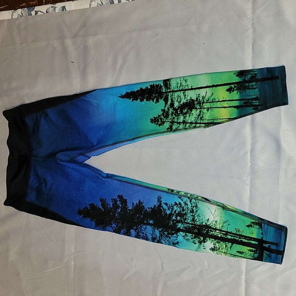 Blackmilk active aurora skye ninja pants M